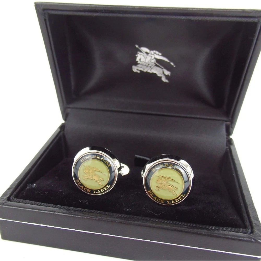 Authentic BURBERRY  cuffs metal [Used]
